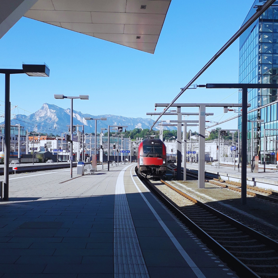 The Train Traveller Guide